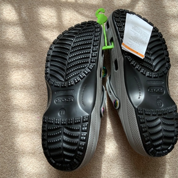 CROCS main image 6